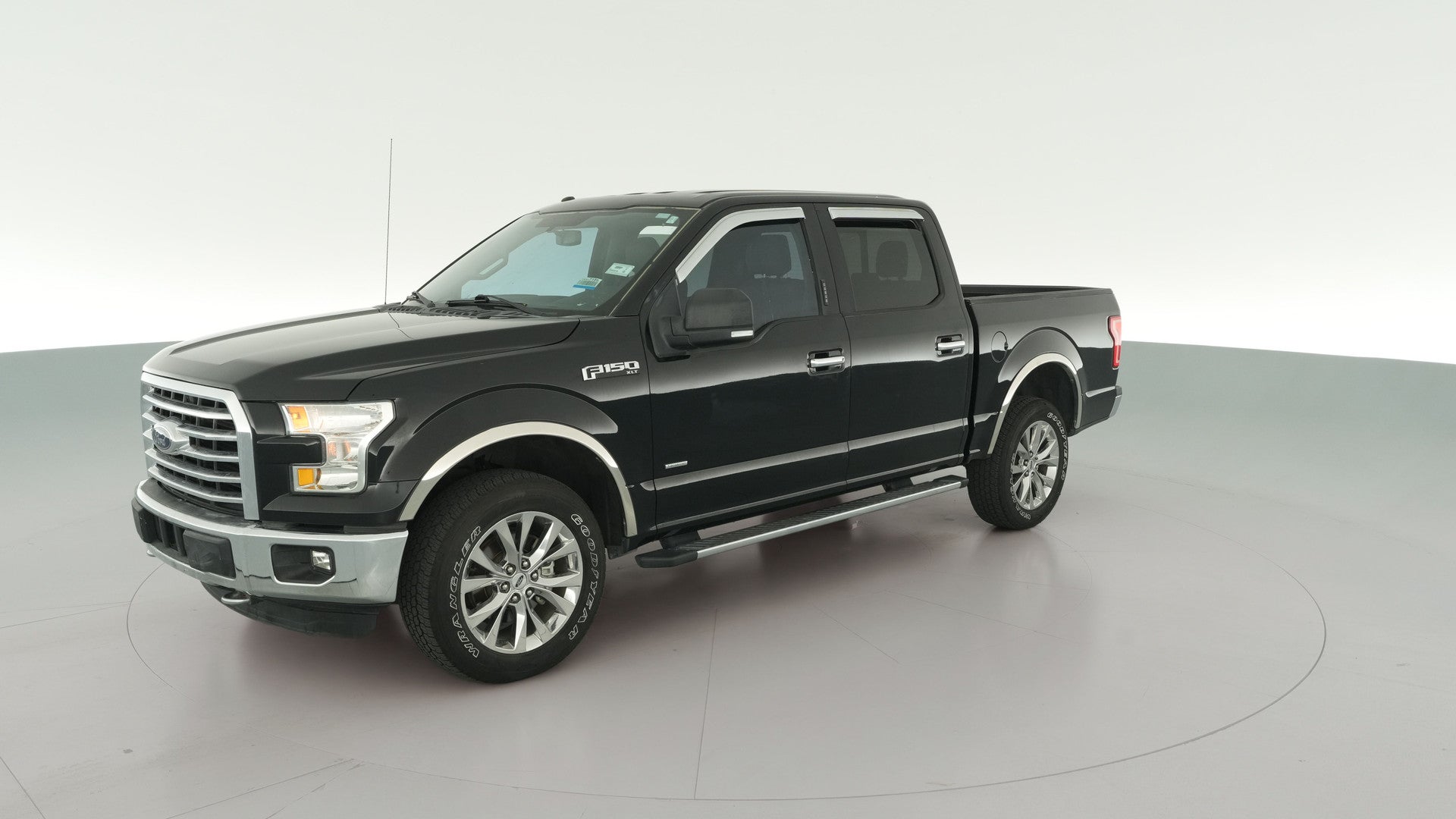 2016 Ford F150 SuperCrew Cab vehicle photo