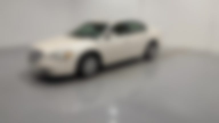 2011 Buick Lucerne vehicle photo