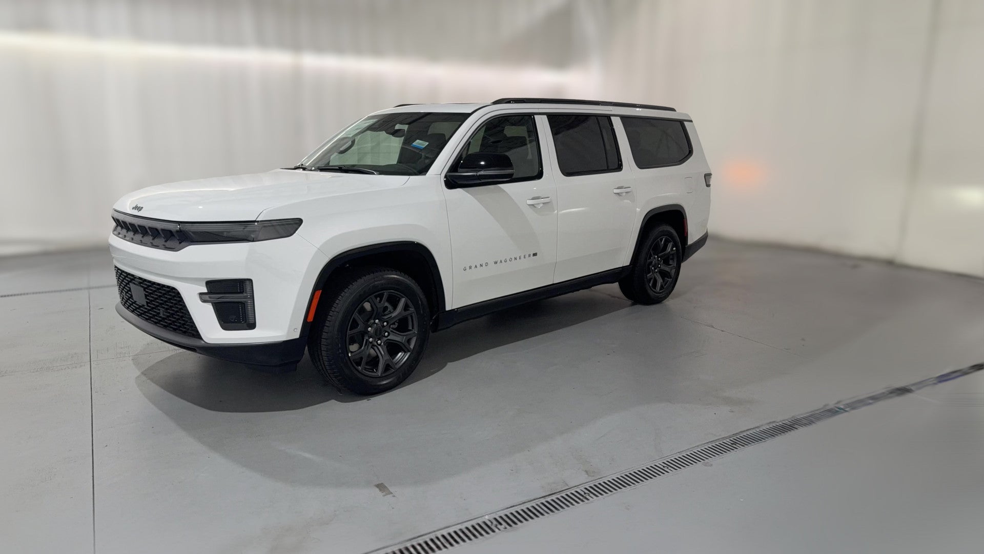 2026 Jeep Grand Wagoneer L vehicle photo