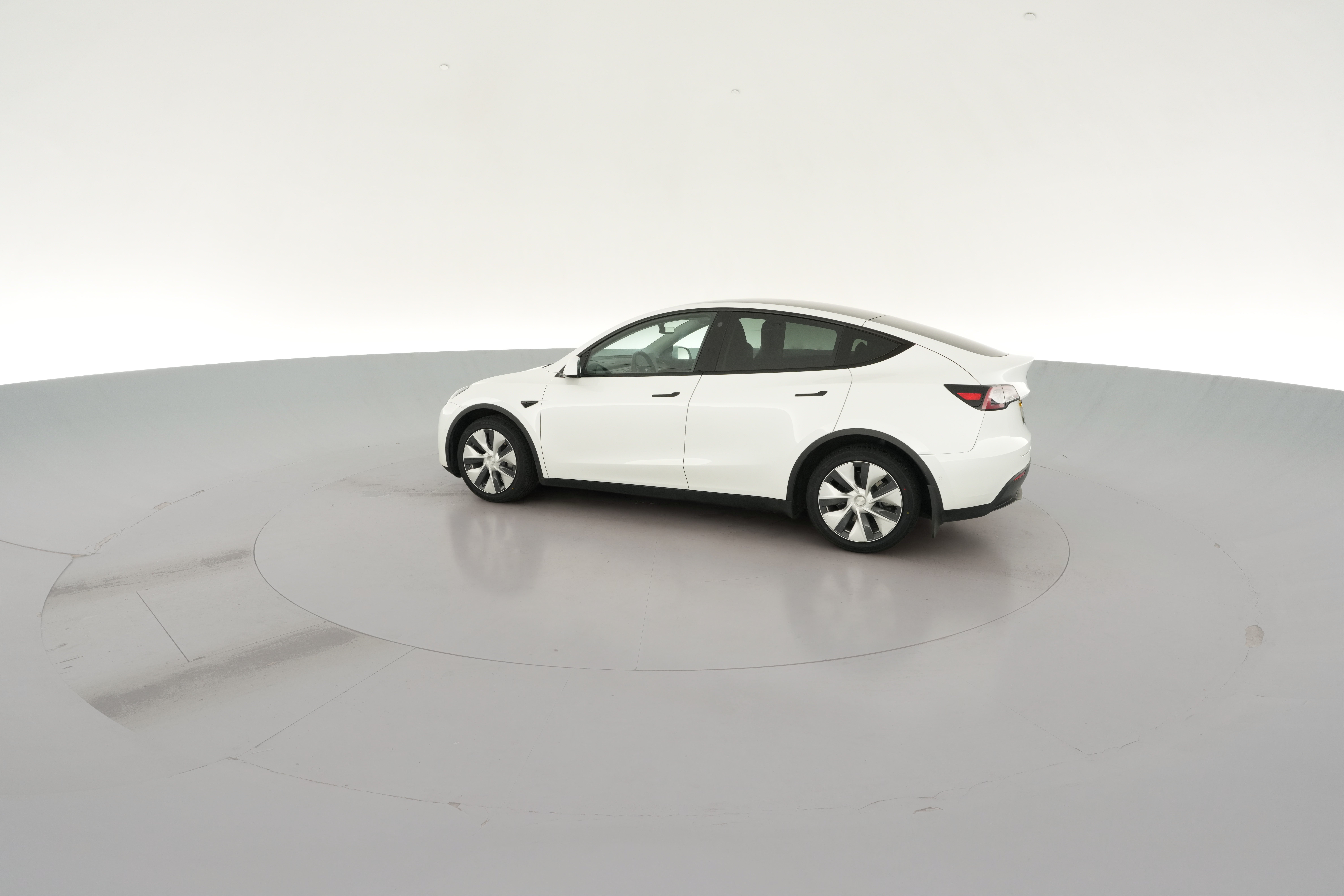 2021 Tesla Model Y Long Range - Photo 33