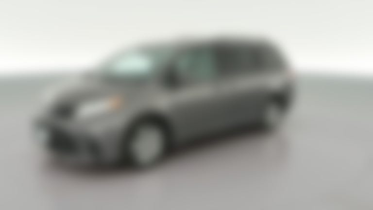 2020 Toyota Sienna vehicle photo