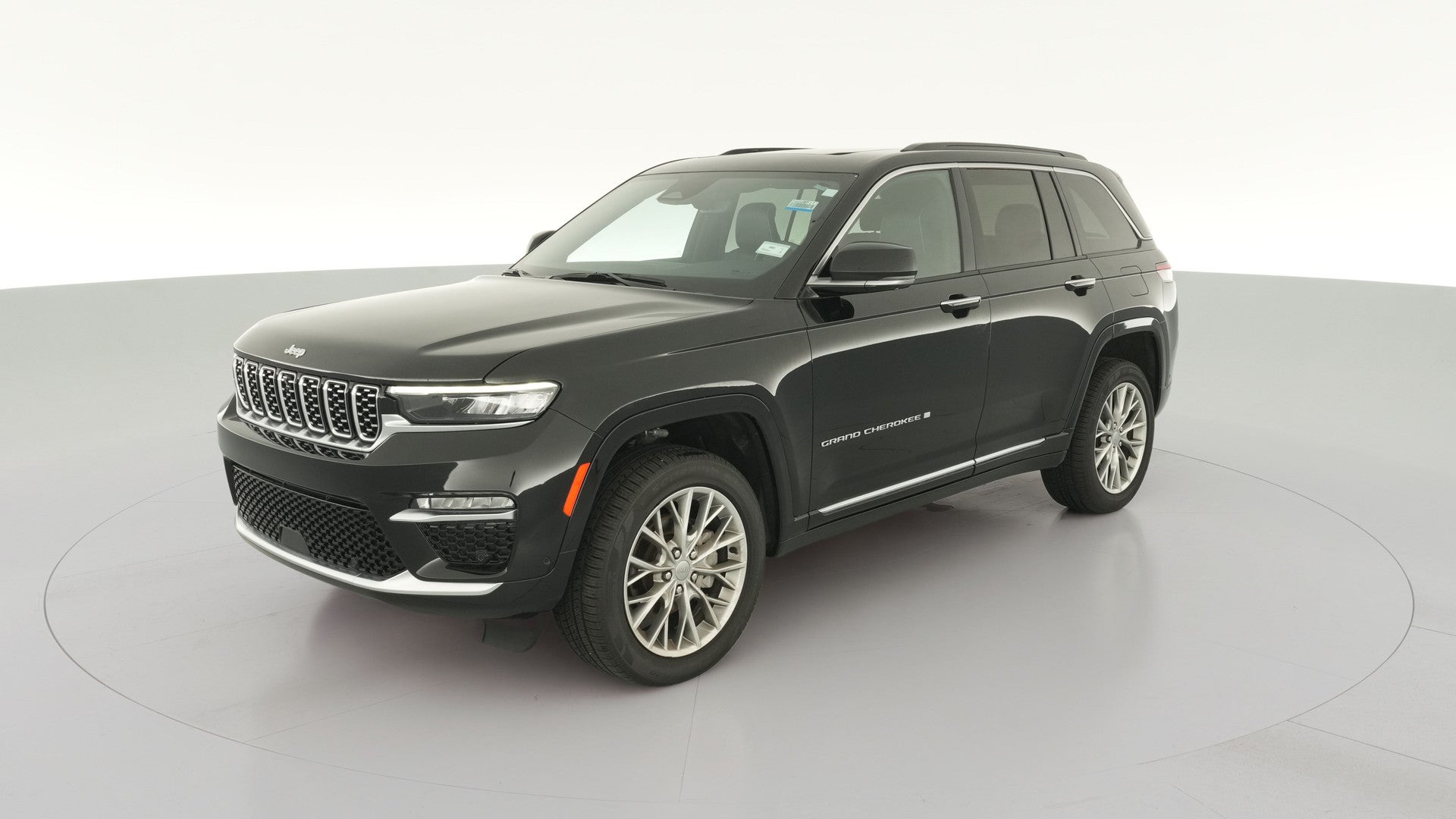 2024 Jeep Grand Cherokee vehicle photo