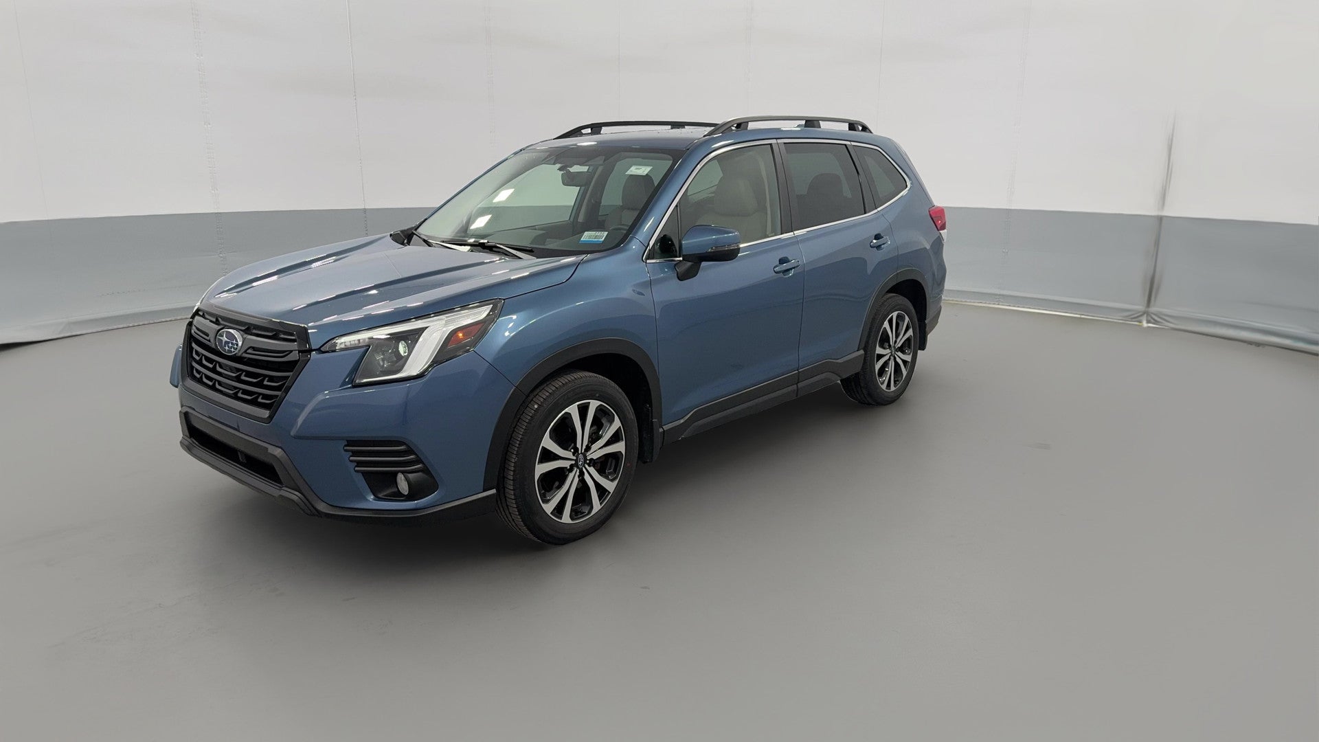 2023 Subaru Forester vehicle photo