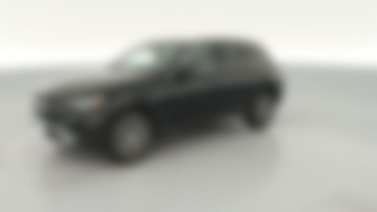 2024 Mercedes-Benz GLC vehicle photo