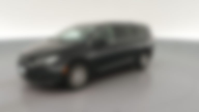 2023 Chrysler Voyager vehicle photo