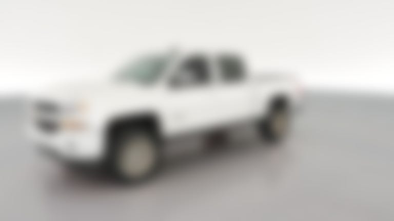 2018 Chevrolet Silverado 1500 Crew Cab vehicle photo
