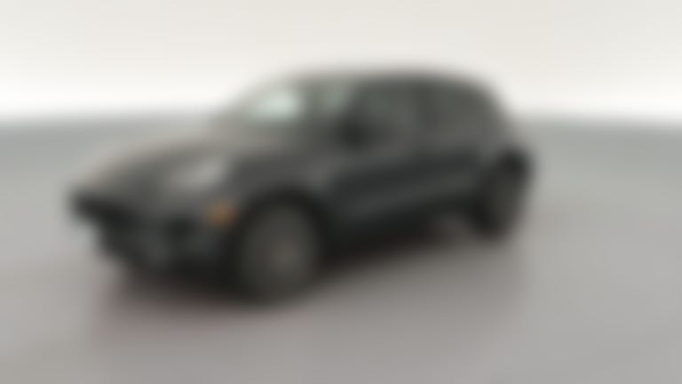 2017 Porsche Macan vehicle photo