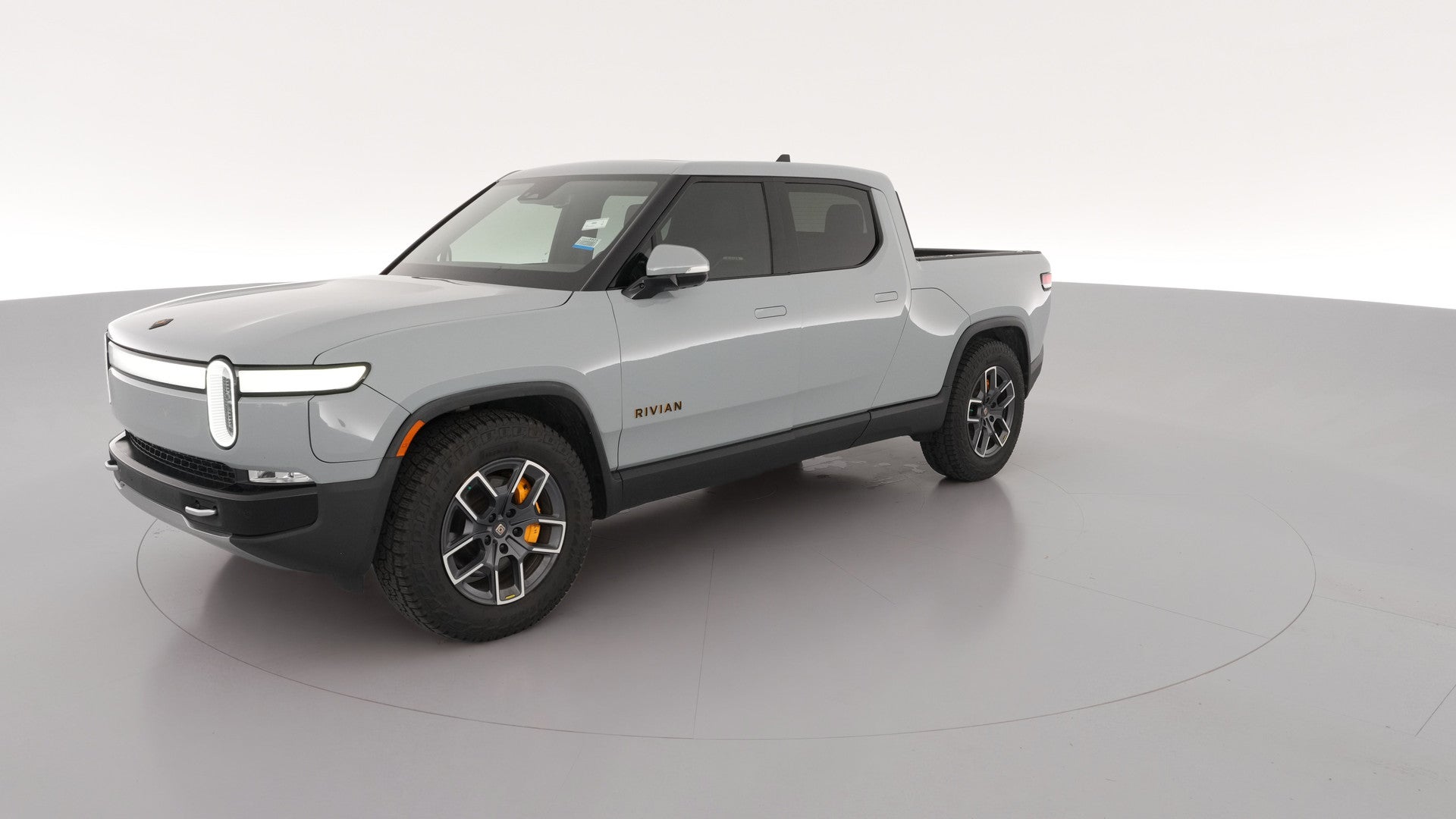 2022 Rivian R1T vehicle photo