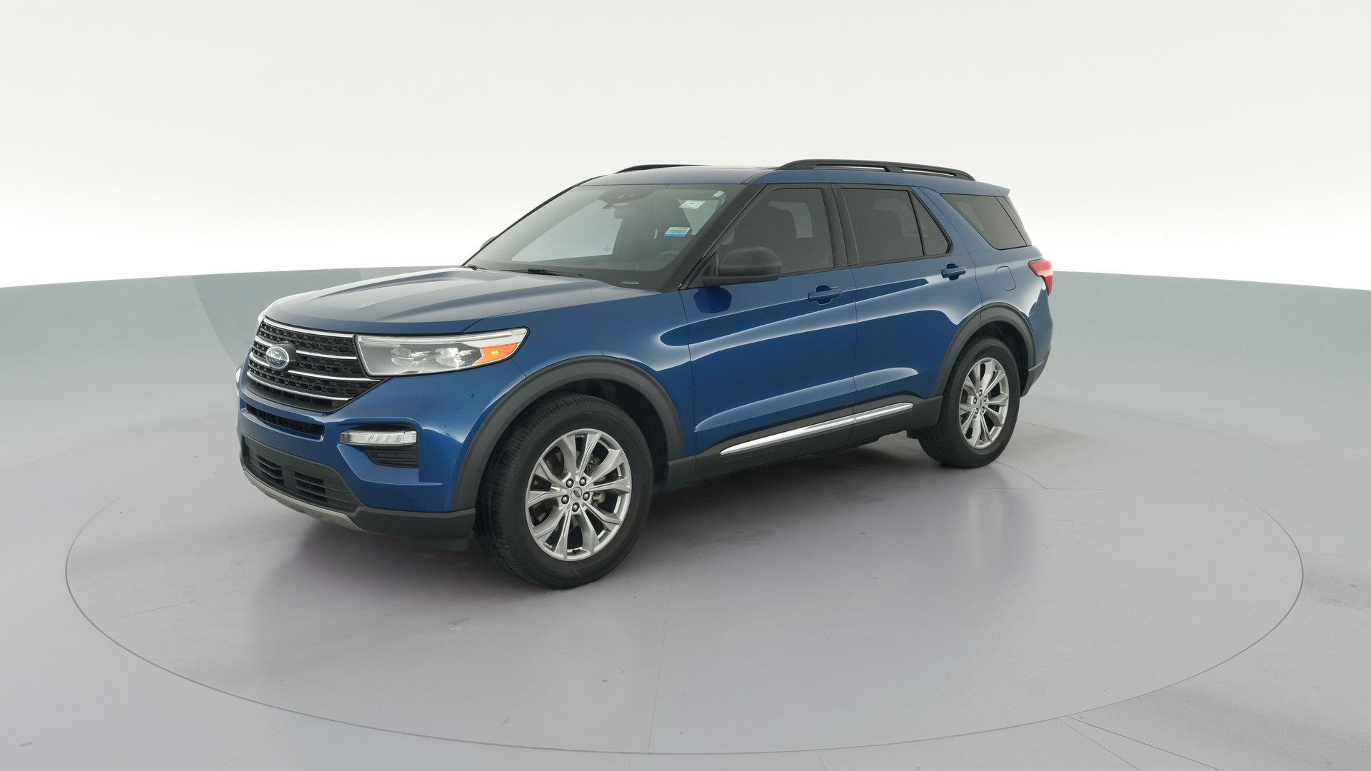 2020 Ford Explorer vehicle photo