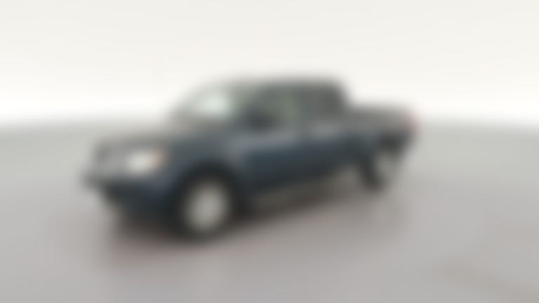 2018 Nissan Frontier Crew Cab vehicle photo
