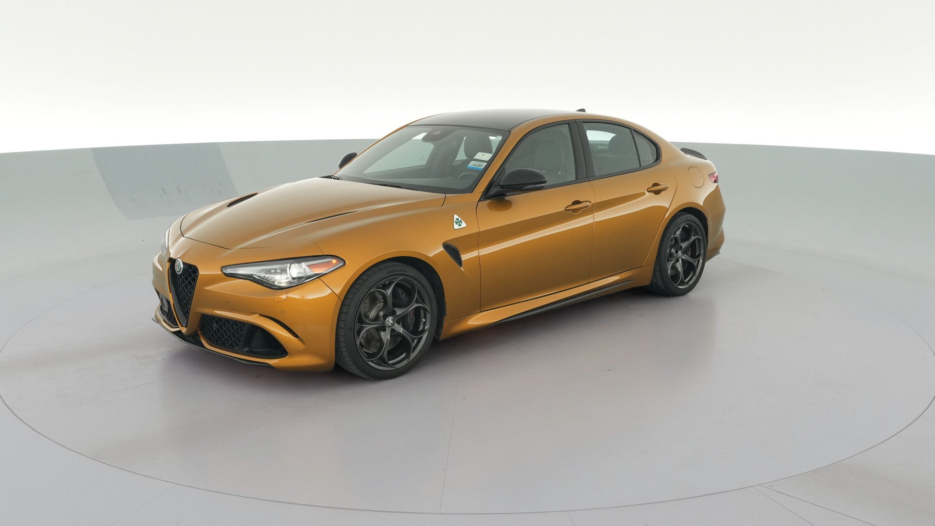 2023 Alfa Romeo Giulia vehicle photo