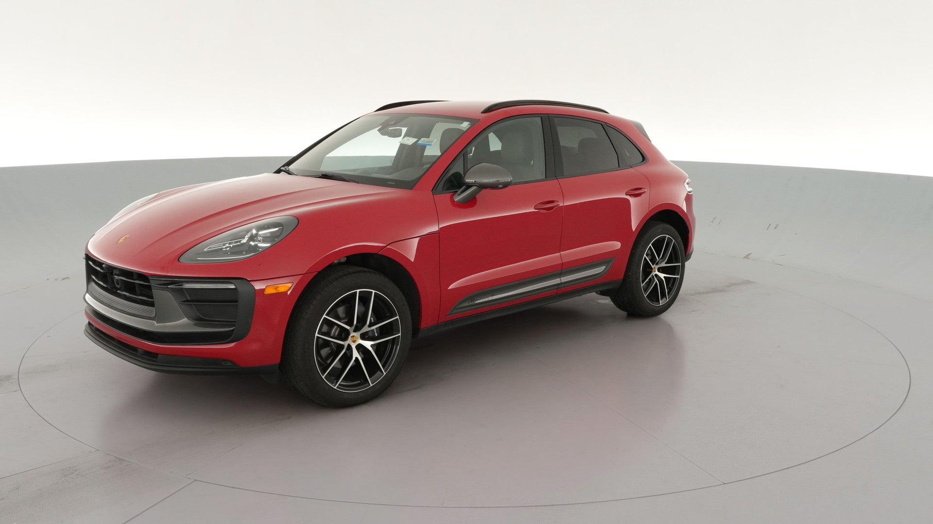 2025 Porsche Macan vehicle photo
