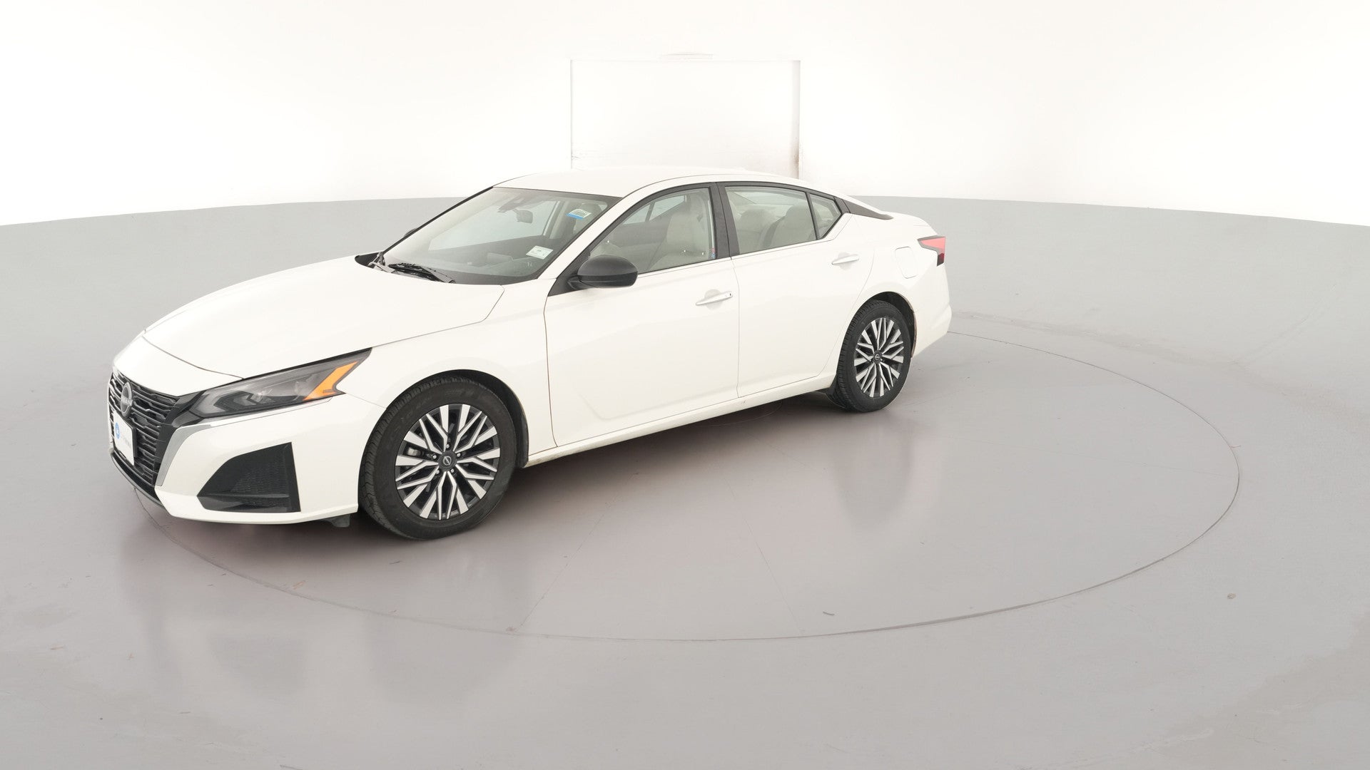 2025 Nissan Altima vehicle photo