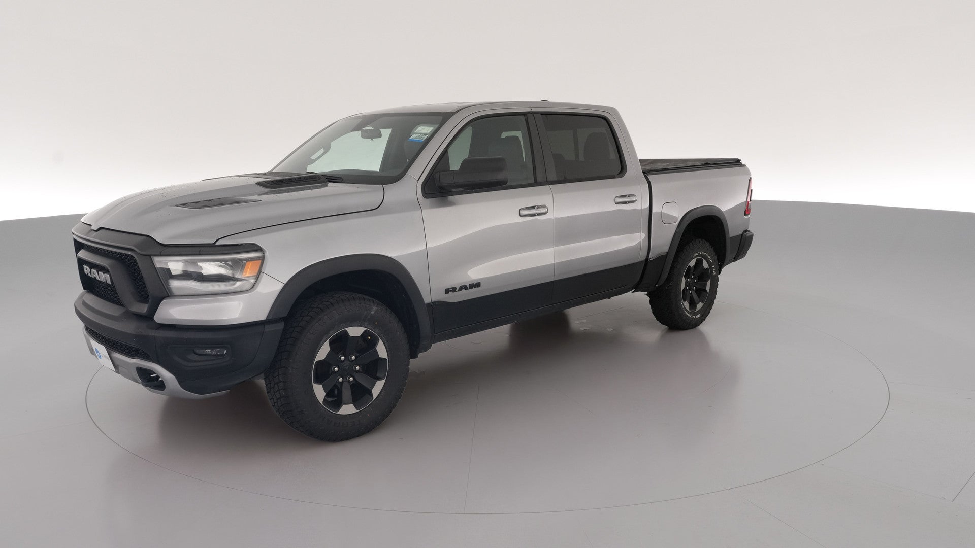 2019 Ram 1500 Crew Cab vehicle photo