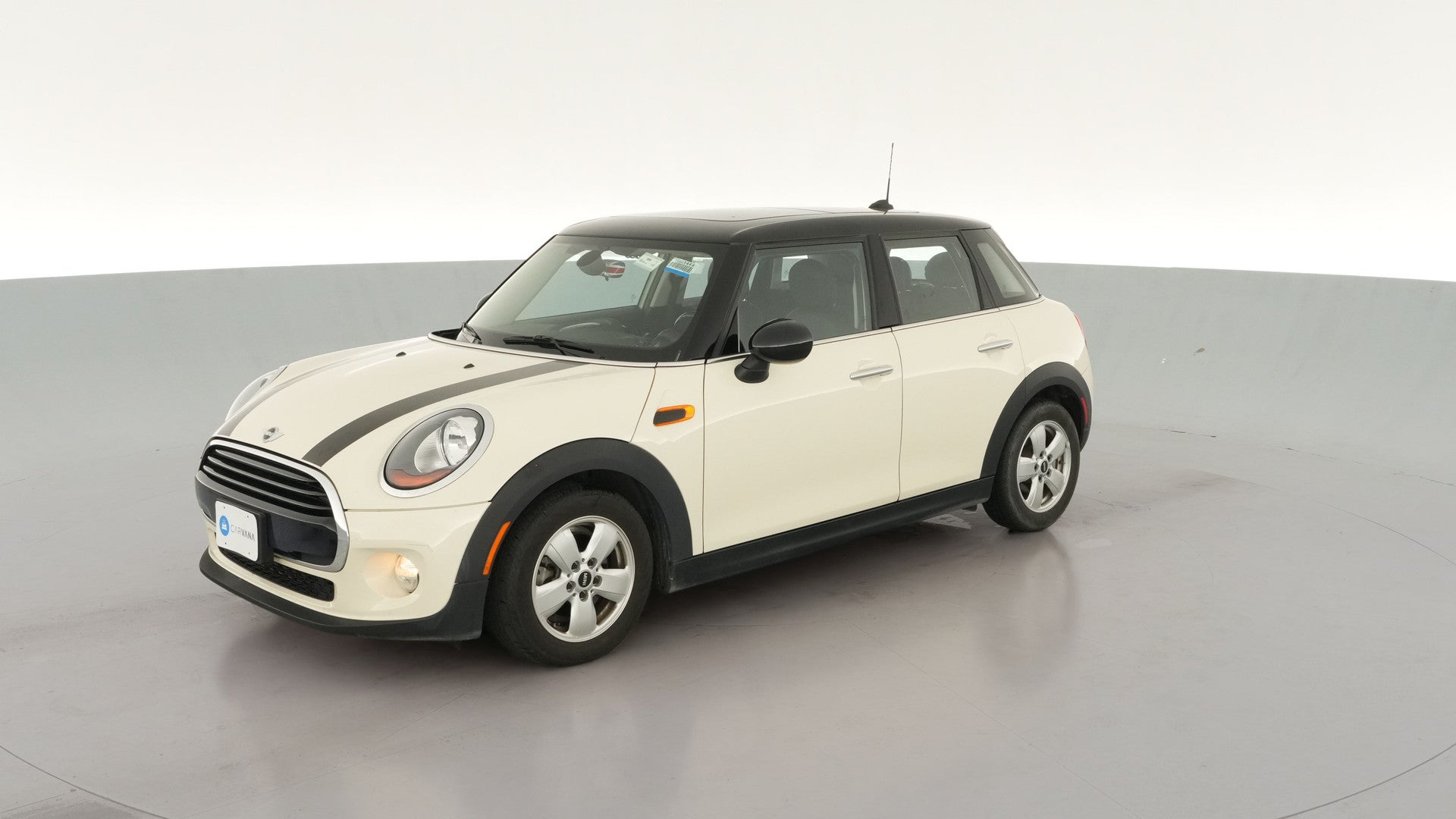 2017 MINI Hardtop 4 Door vehicle photo
