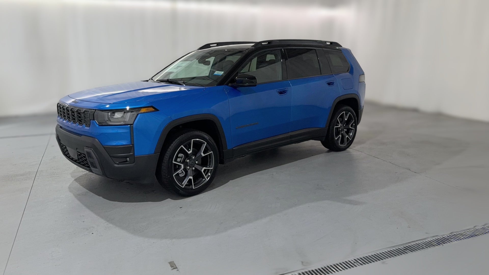 2026 Jeep Cherokee vehicle photo
