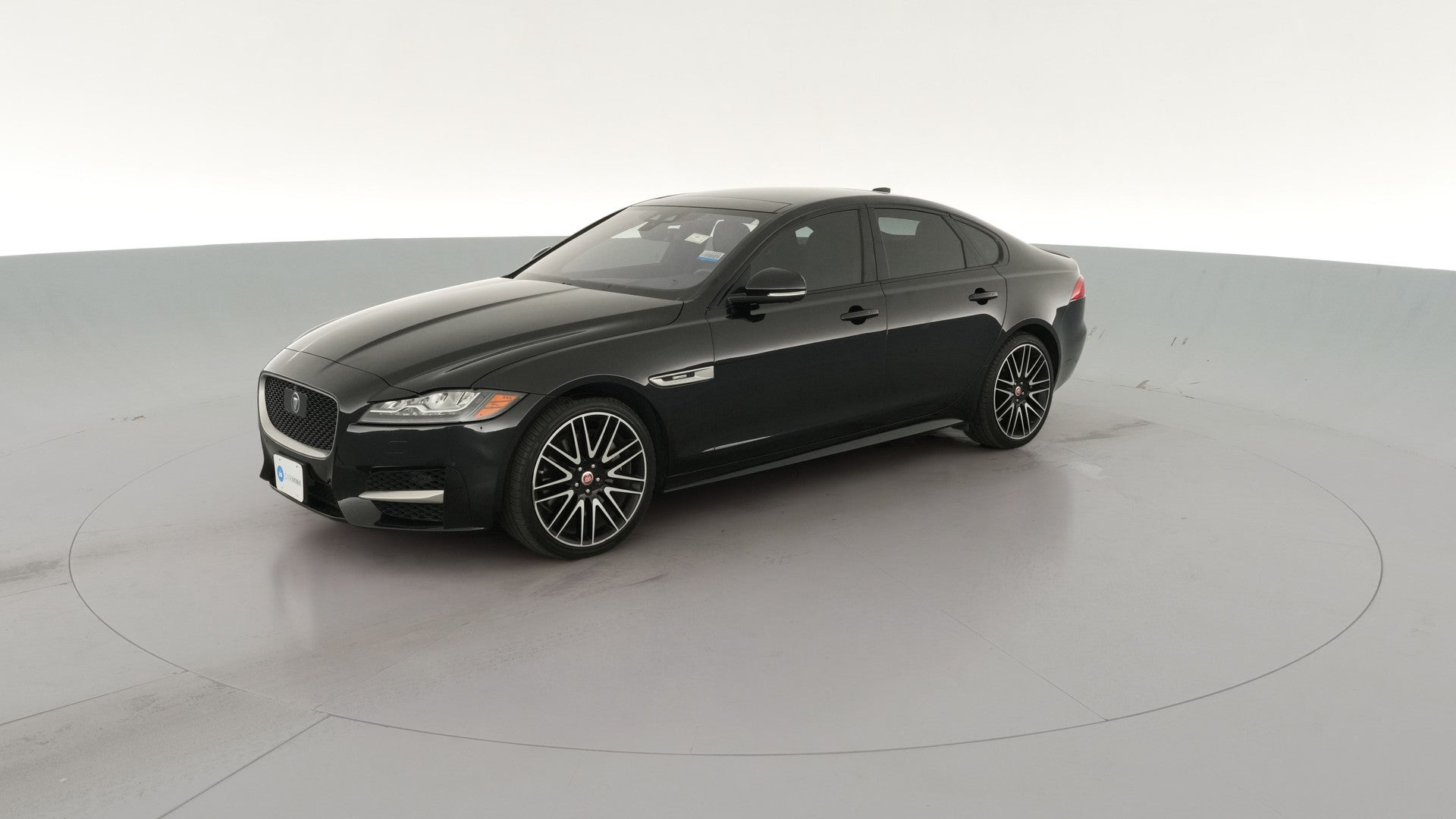 2016 Jaguar XF vehicle photo