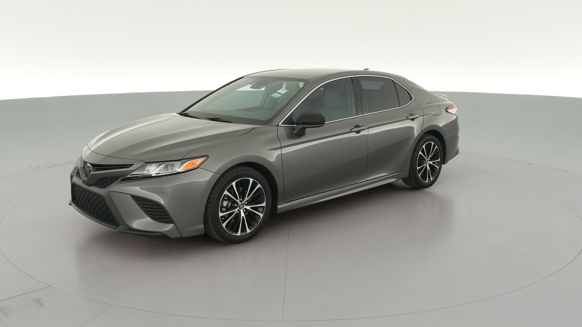 2019 Toyota Camry vehicle photo