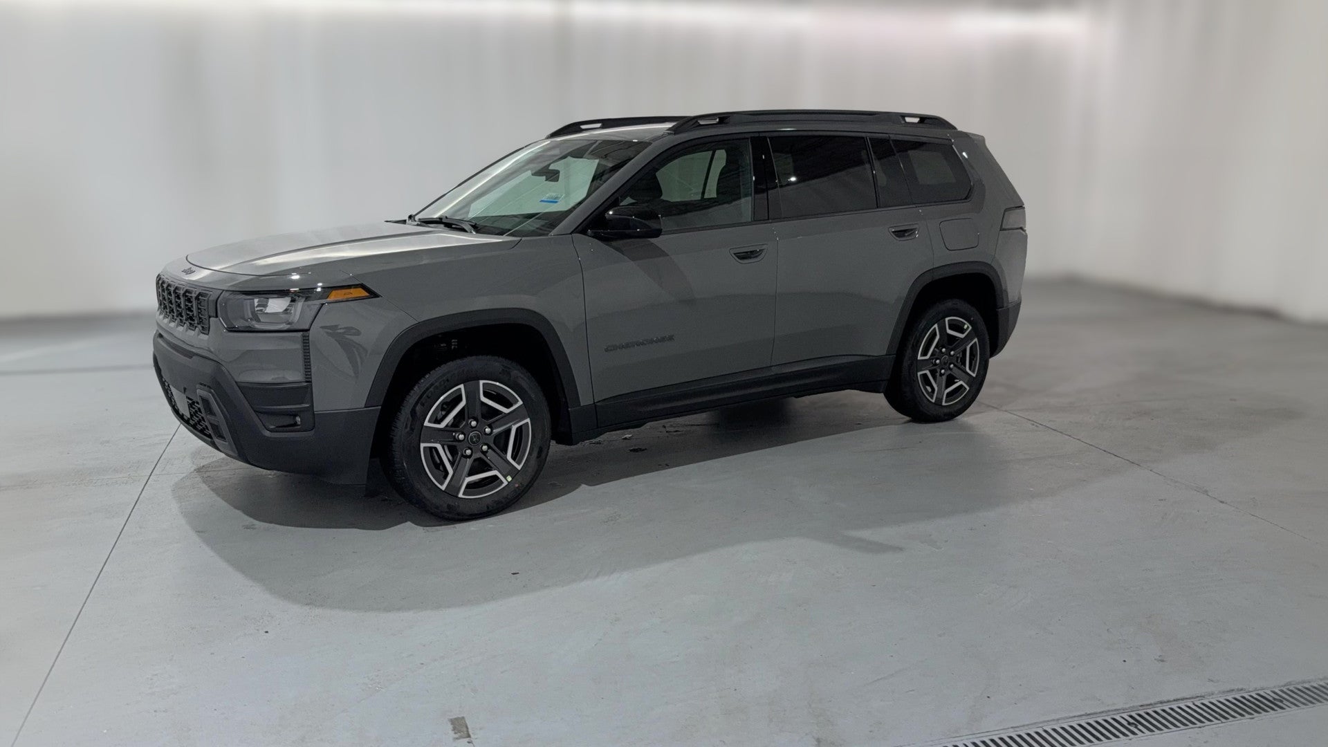 2026 Jeep Cherokee vehicle photo