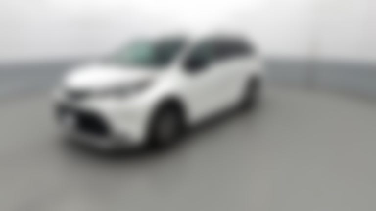2023 Toyota Sienna vehicle photo