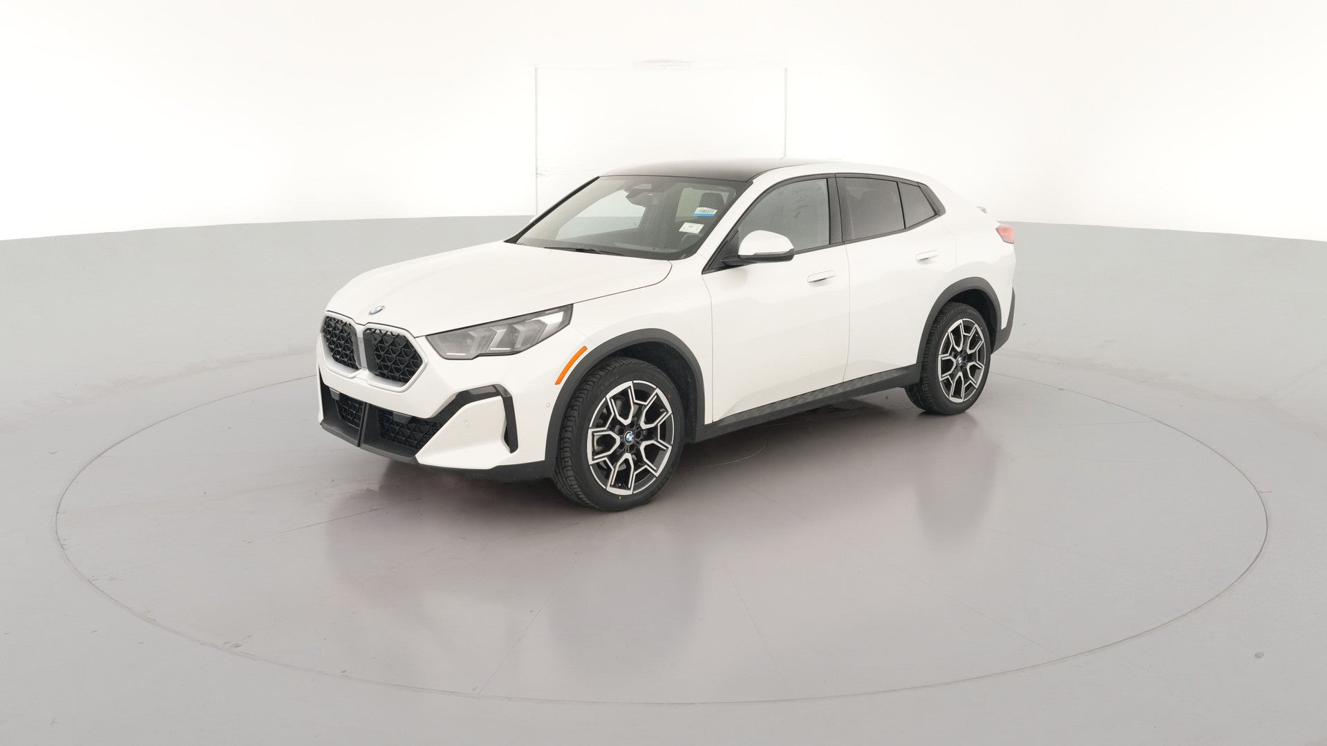 2025 BMW X2 vehicle photo