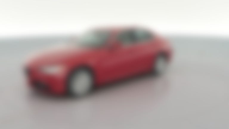 2021 Alfa Romeo Giulia vehicle photo