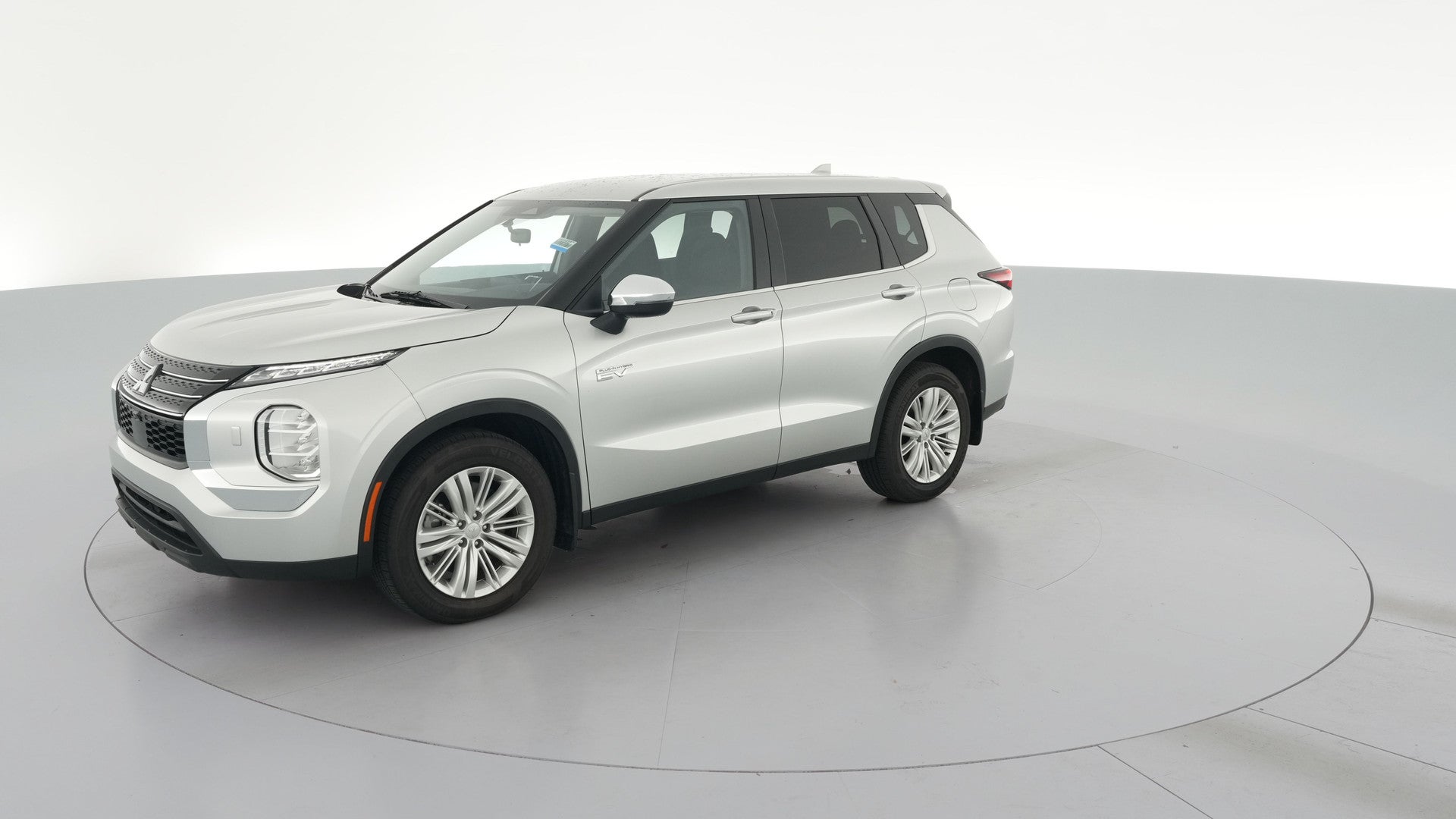 2025 Mitsubishi Outlander PHEV vehicle photo
