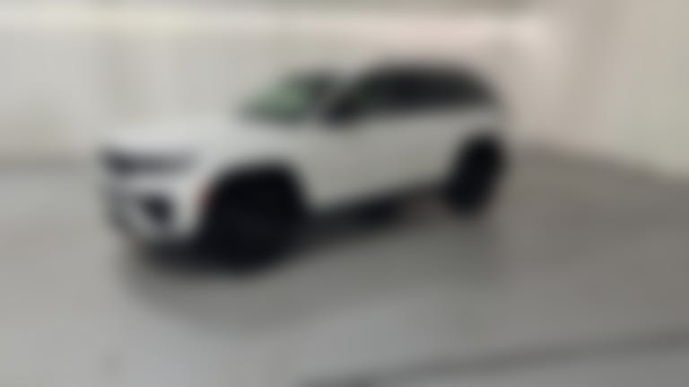 2026 Jeep Grand Cherokee vehicle photo