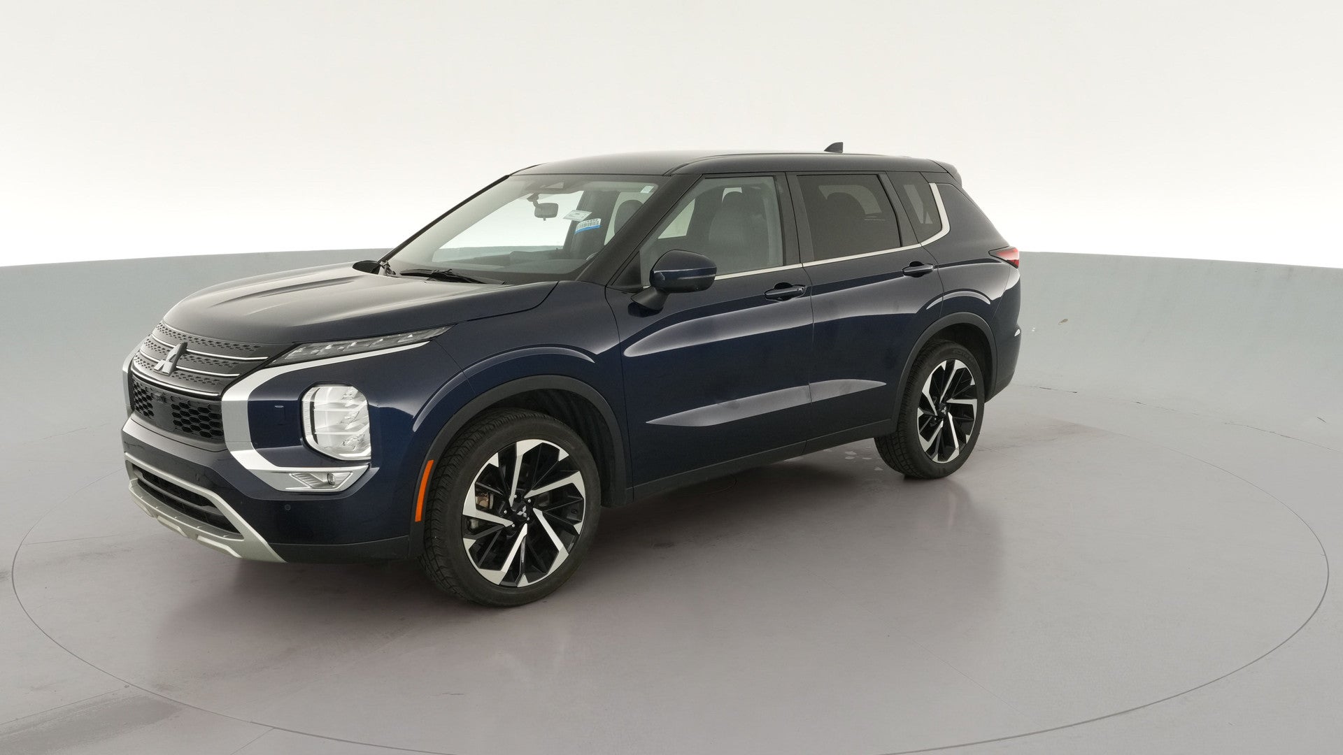 2024 Mitsubishi Outlander vehicle photo