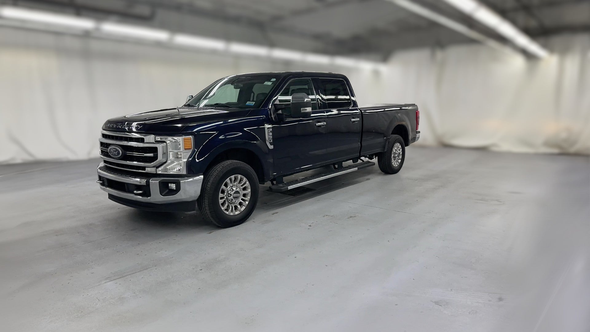 2022 Ford F350 Super Duty Crew Cab vehicle photo
