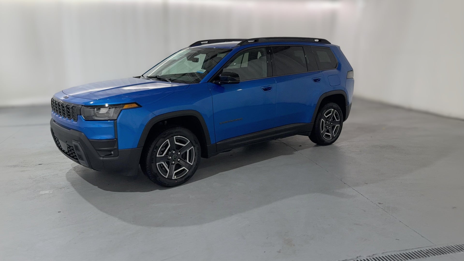 2026 Jeep Cherokee vehicle photo