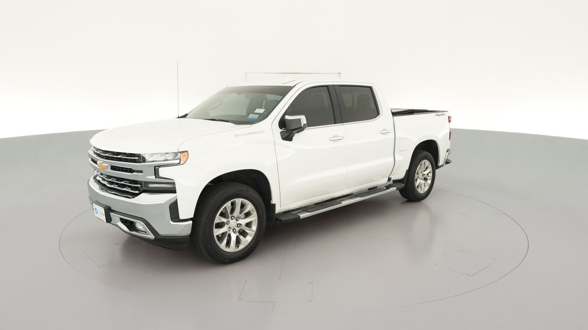 2020 Chevrolet Silverado 1500 Crew Cab vehicle photo