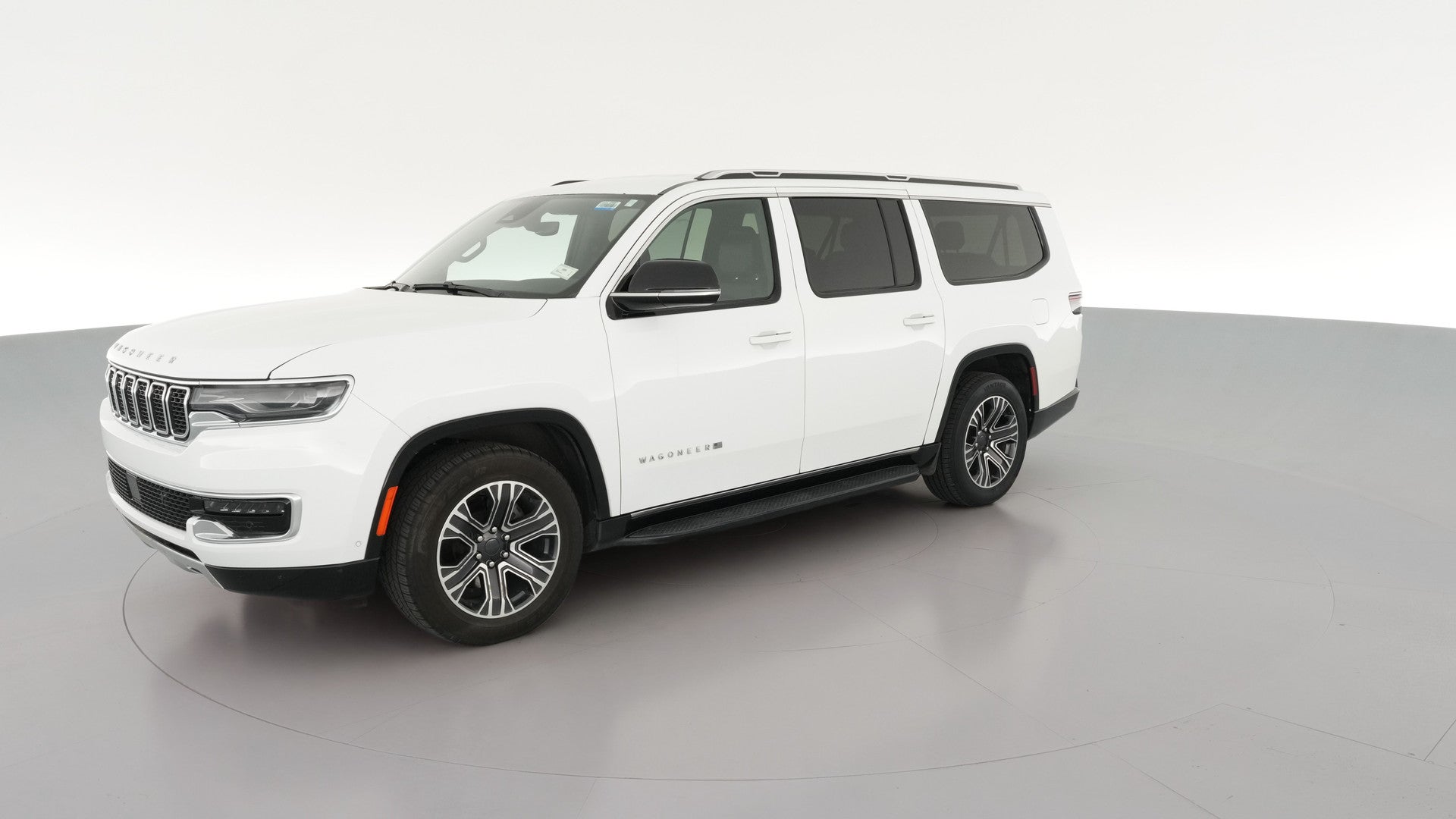 2023 Jeep Wagoneer L vehicle photo