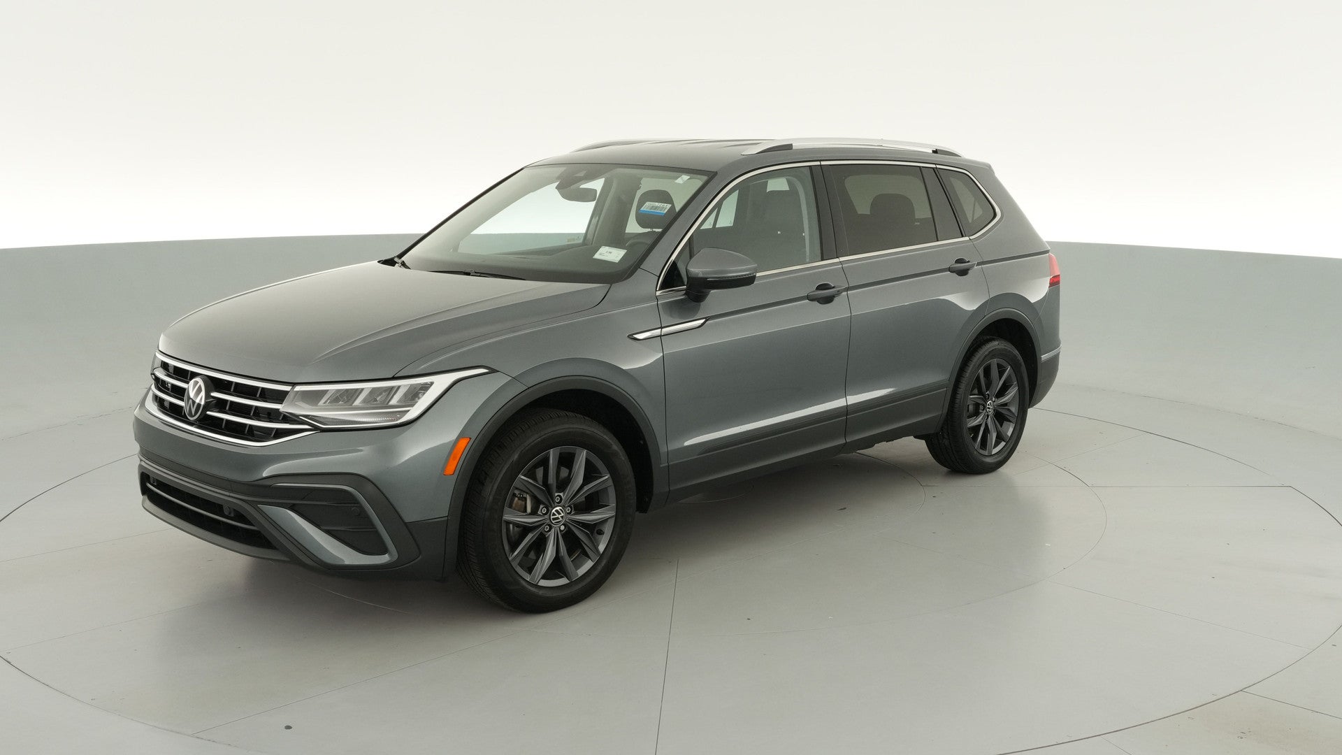 2023 Volkswagen Tiguan vehicle photo