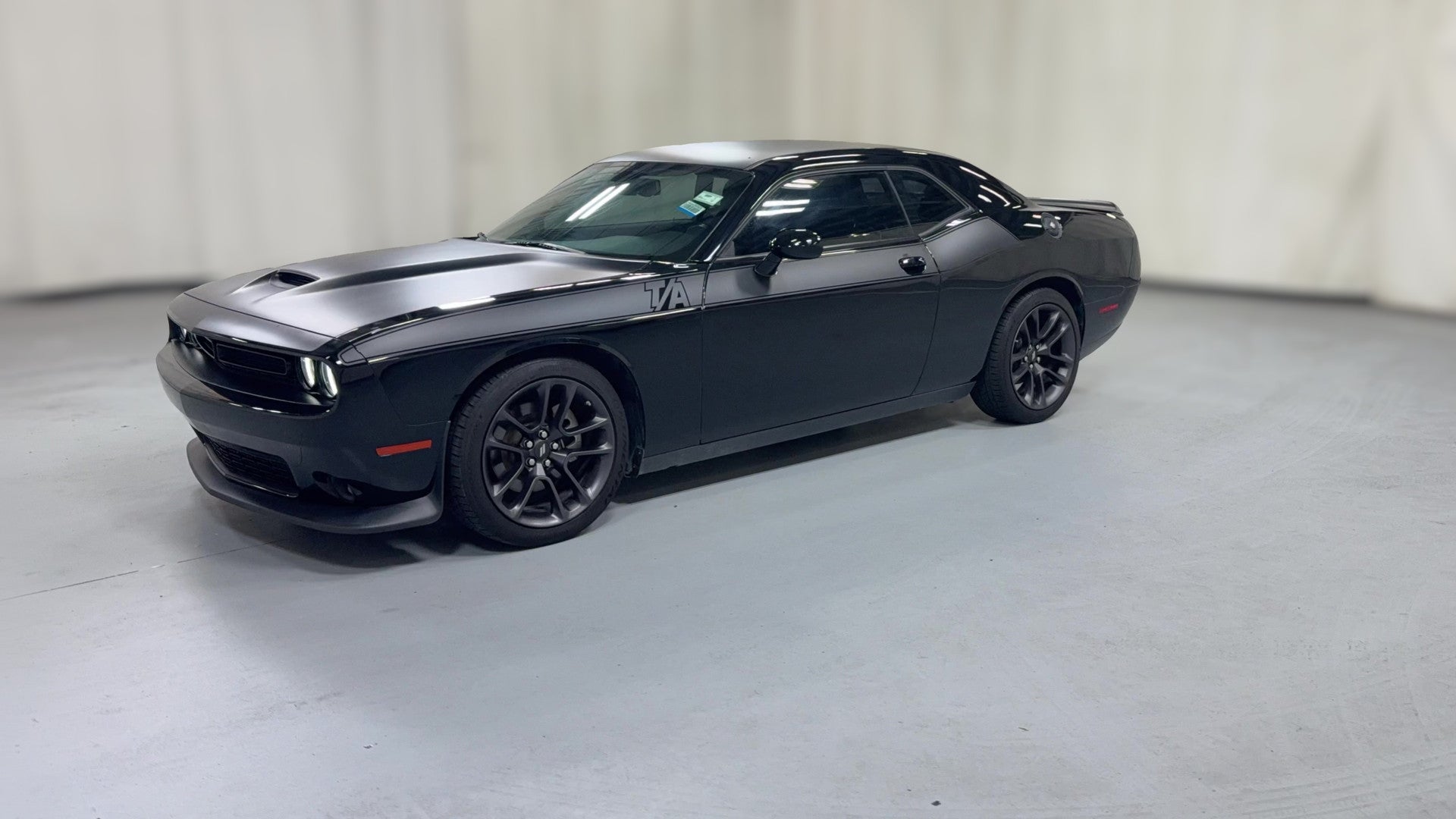 2022 Dodge Challenger vehicle photo