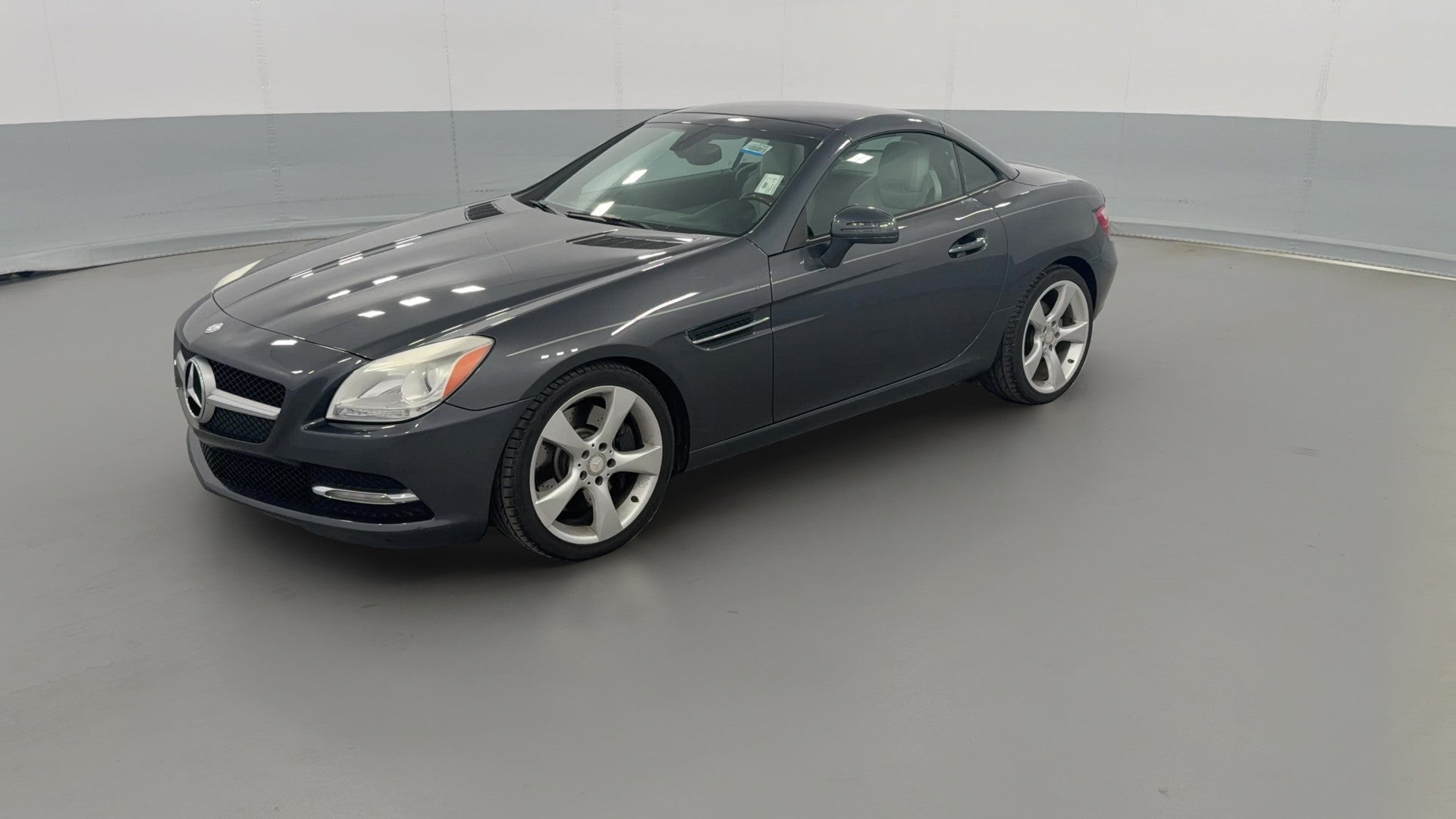 2012 Mercedes-Benz SLK-Class vehicle photo