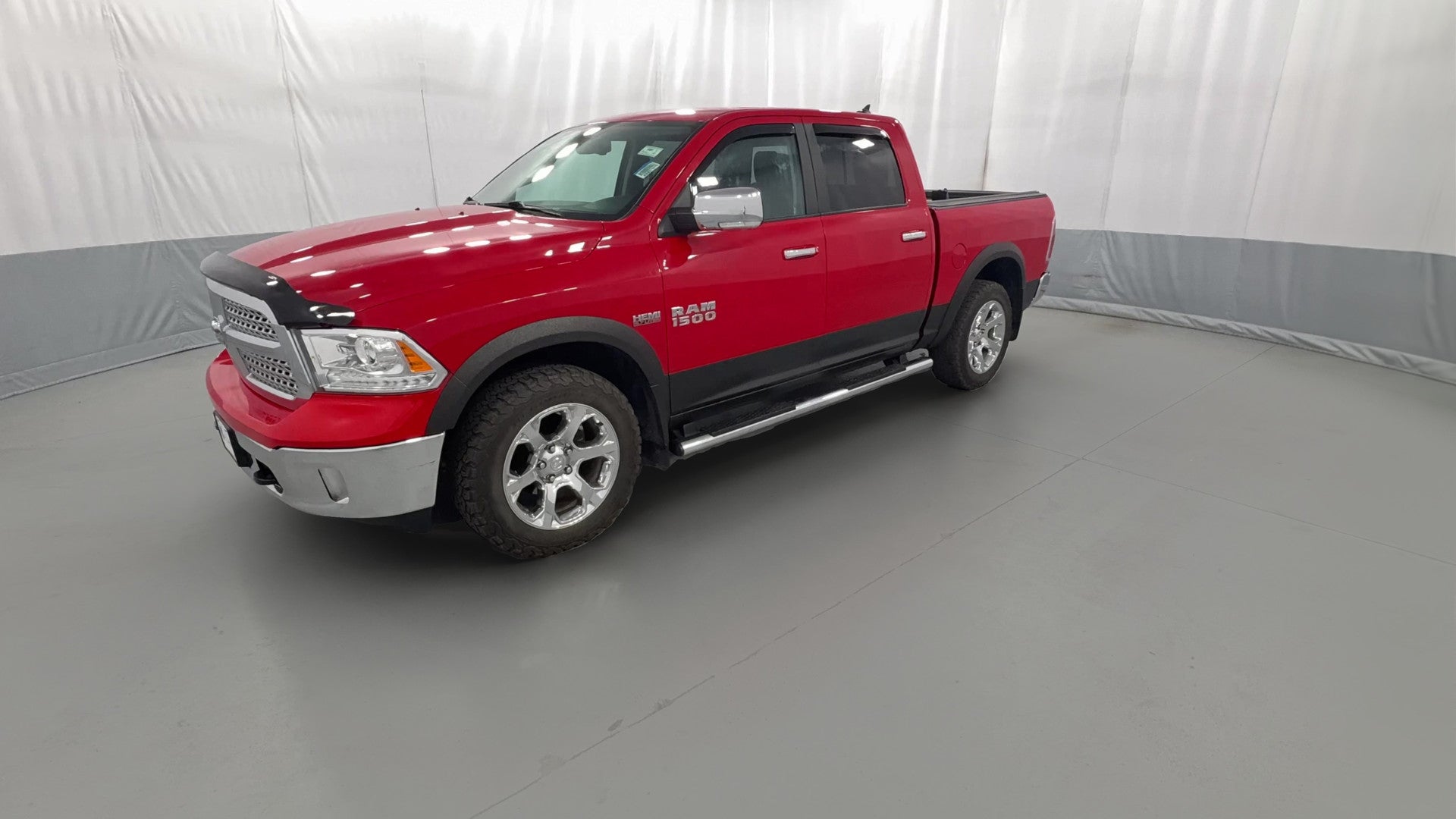 2018 Ram 1500 Crew Cab vehicle photo