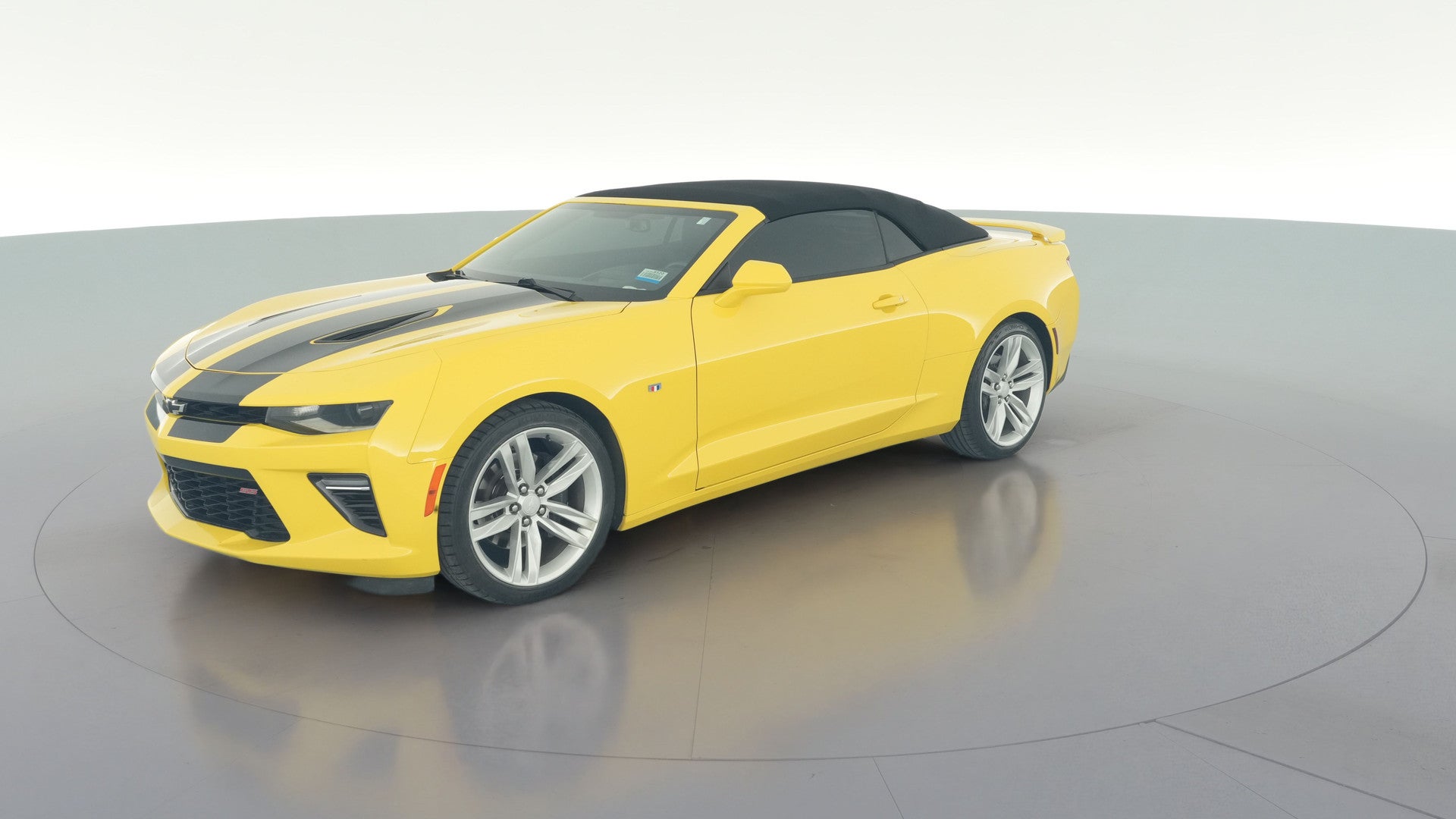 2016 Chevrolet Camaro vehicle photo