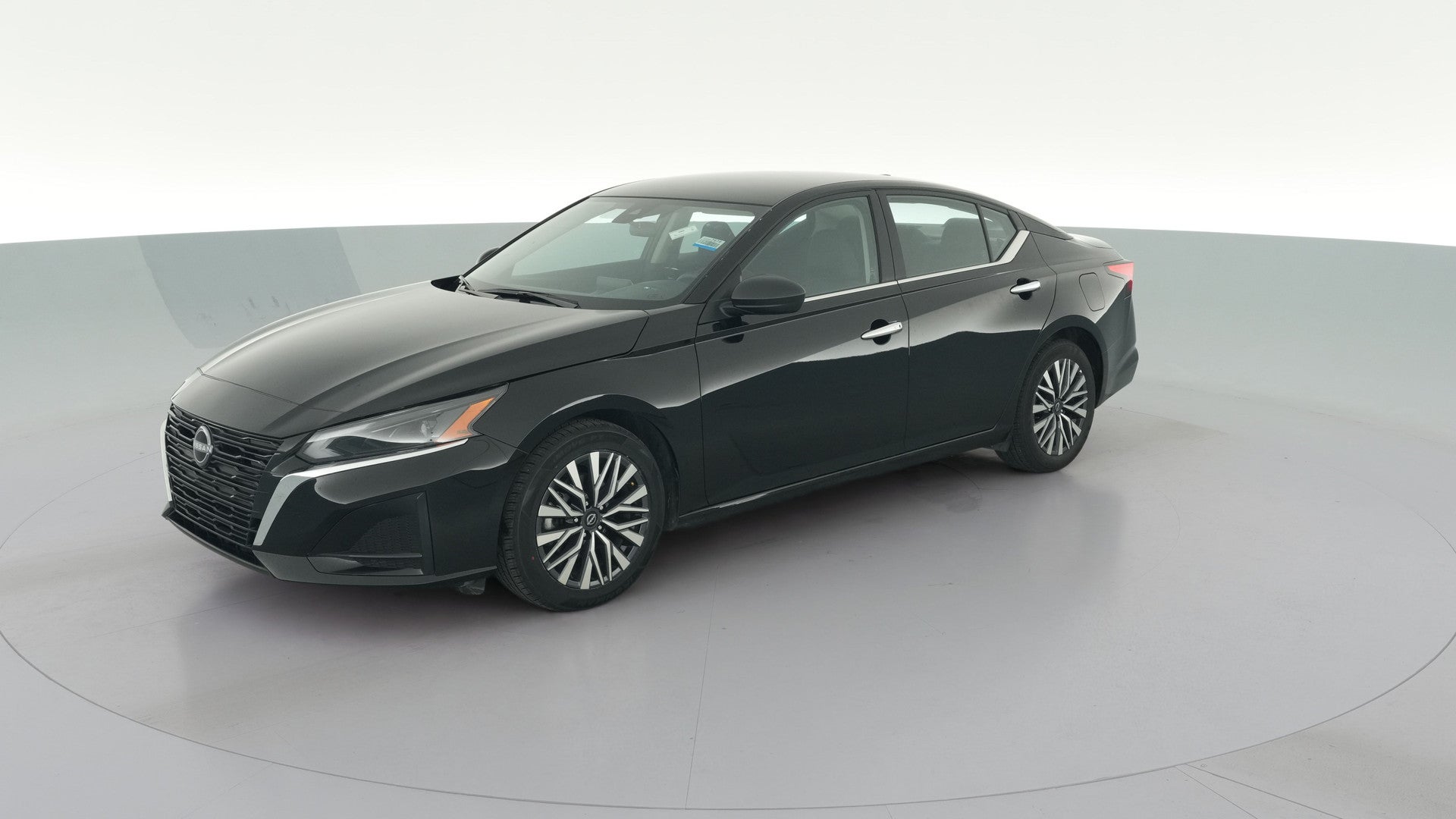2025 Nissan Altima vehicle photo