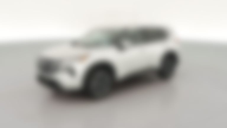2025 Nissan Rogue vehicle photo