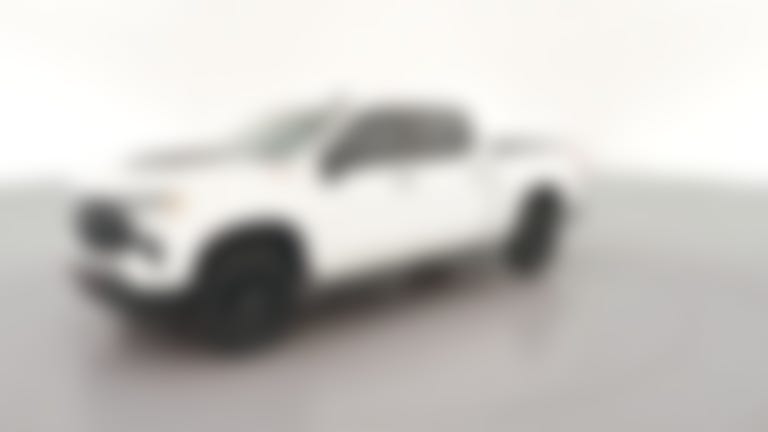 2024 Chevrolet Silverado 1500 Crew Cab vehicle photo
