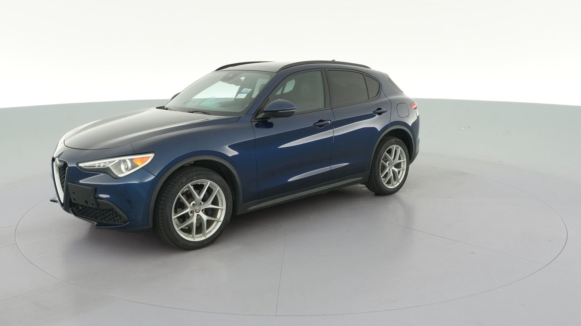 2018 Alfa Romeo Stelvio vehicle photo