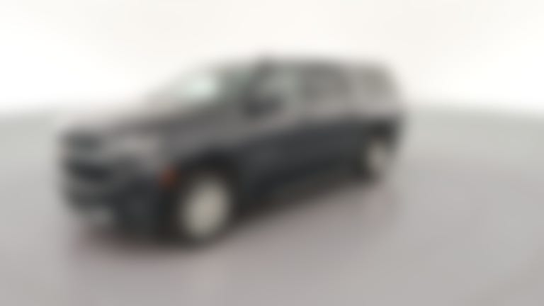 2024 Chevrolet Suburban vehicle photo