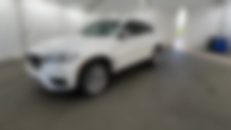 2018 BMW X6 vehicle photo