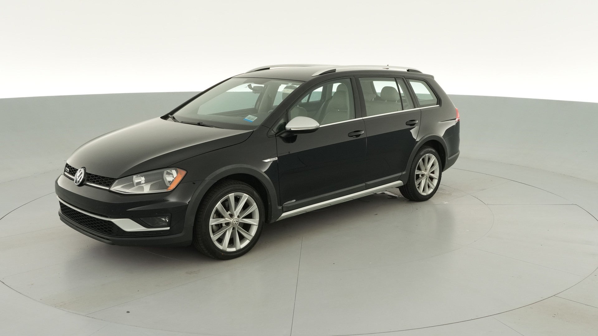 2017 Volkswagen Golf Alltrack vehicle photo