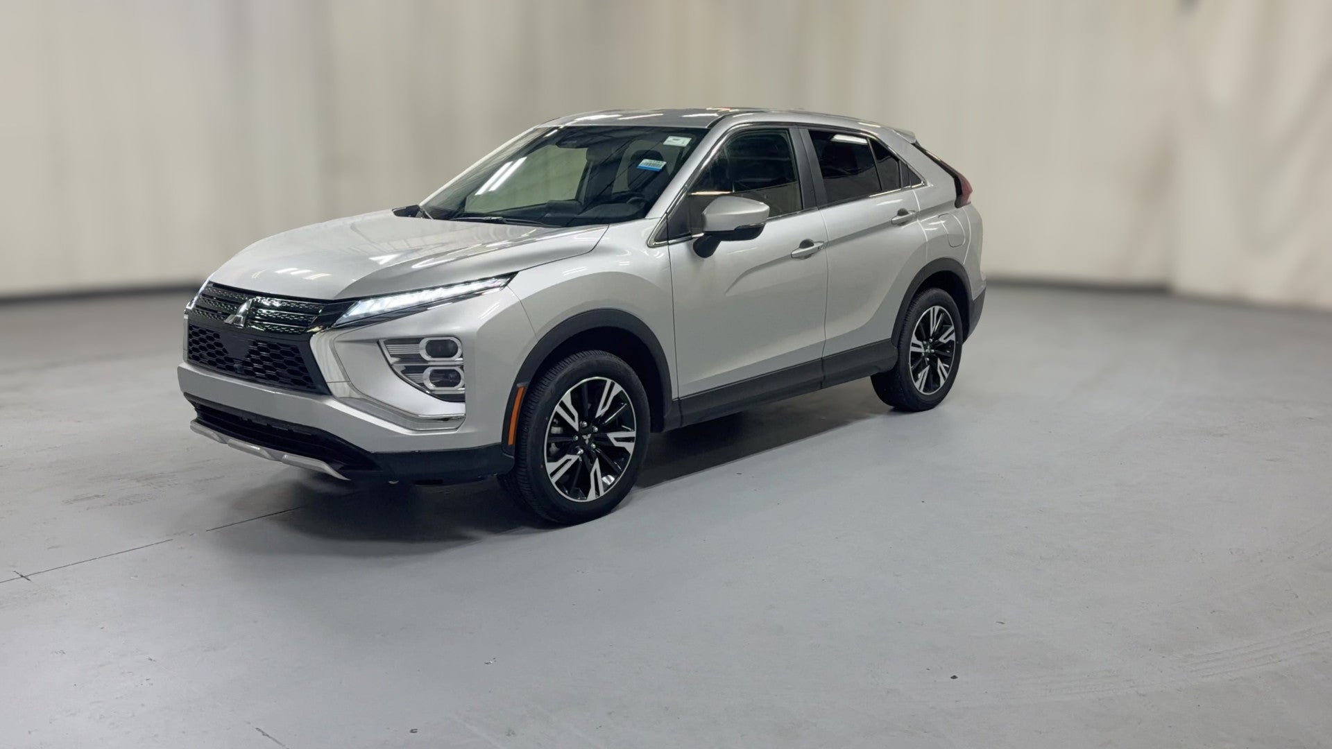 2025 Mitsubishi Eclipse Cross vehicle photo