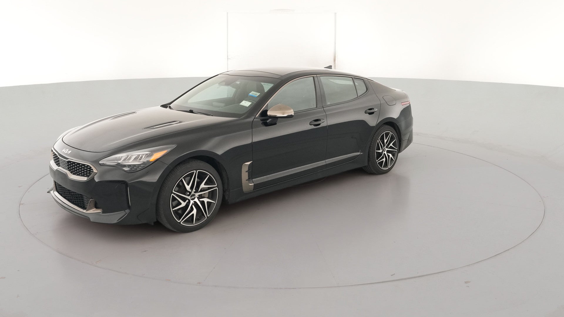 2023 Kia Stinger vehicle photo