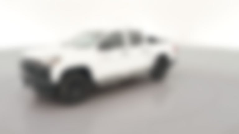 2025 Chevrolet Colorado Crew Cab vehicle photo