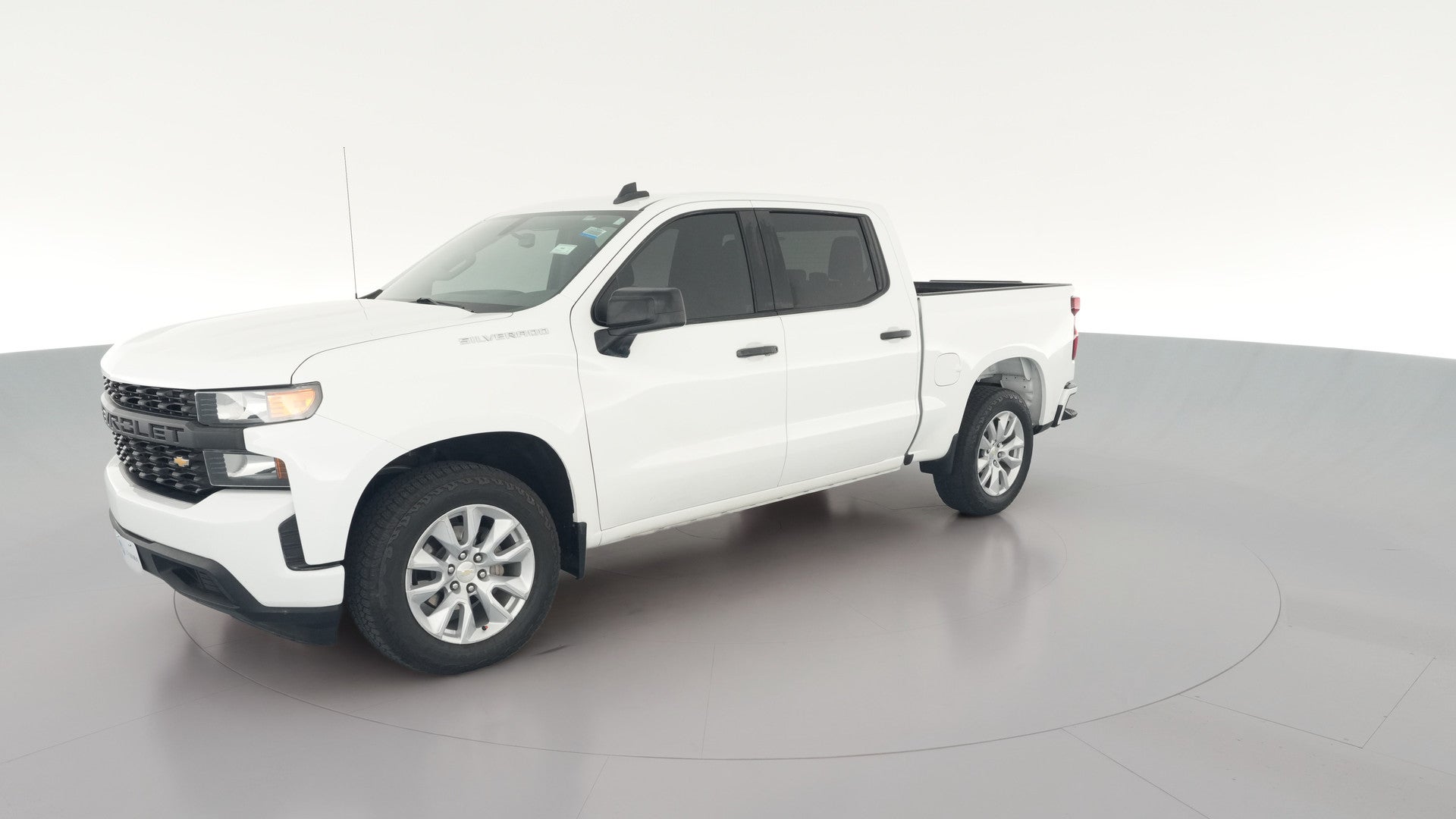 2020 Chevrolet Silverado 1500 Crew Cab vehicle photo