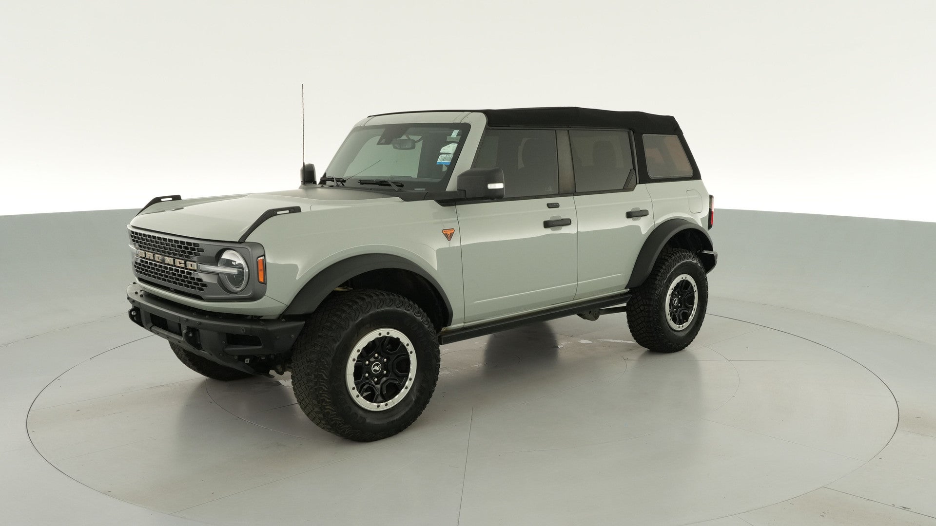 2021 Ford Bronco vehicle photo